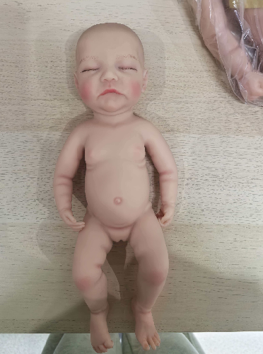 HYrebornbaby eco friendly food grade medical grade 12 inch CUS-60 full silicone reborn boy/girl doll